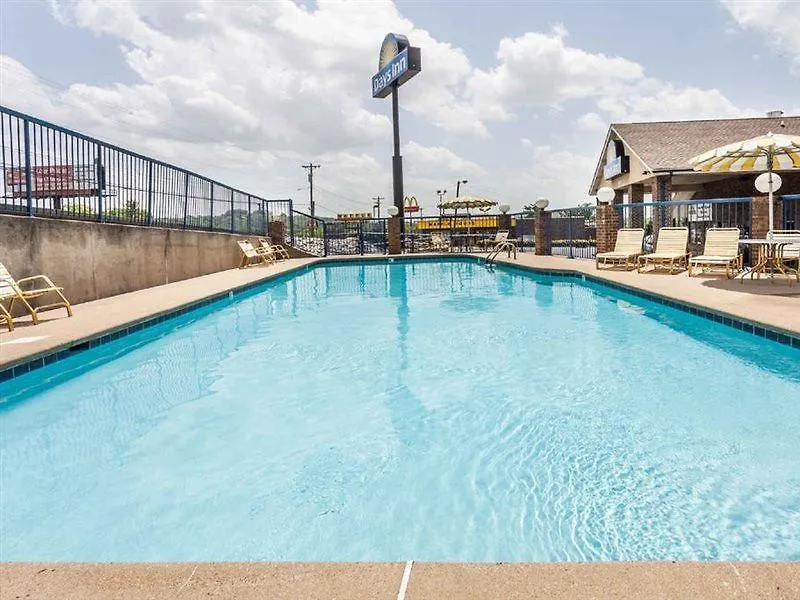 Days Inn By Wyndham Nashville N Opryland/Grand Ole Opry